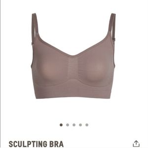 SKIMS Sculpting Bra